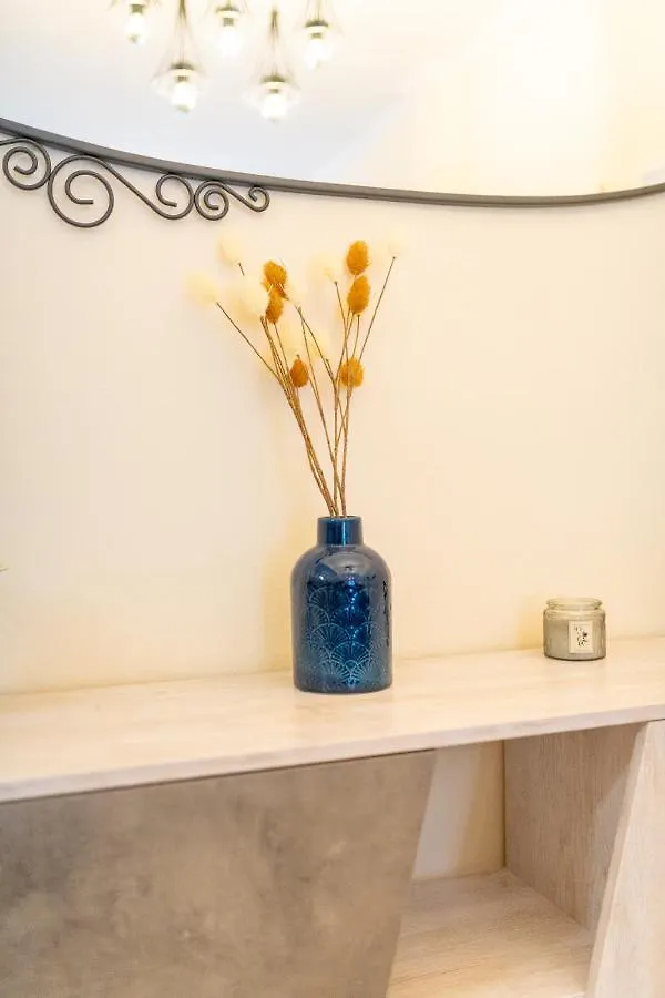 Niovi, Stylish Apartment Near The Waterfront Thessaloniki