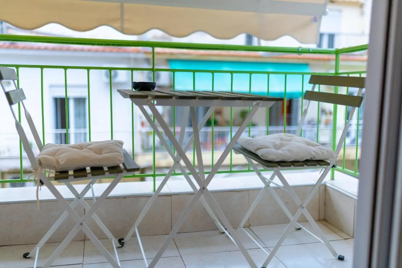Niovi, Stylish Apartment Near The Waterfront Thessaloniki