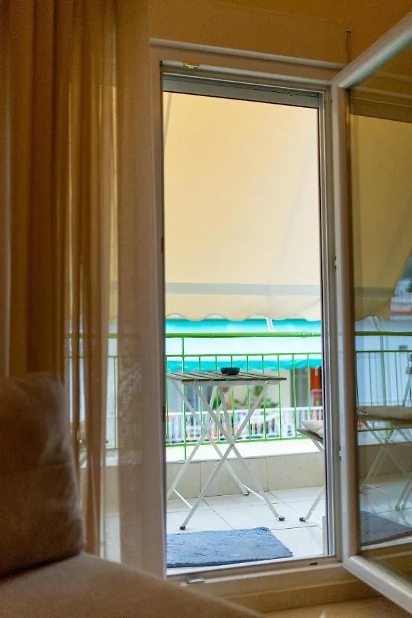 Niovi, Stylish Apartment Near The Waterfront Thessaloniki Greece