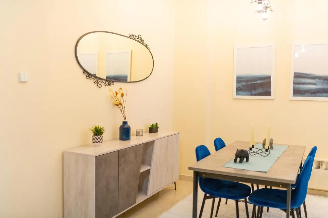 Niovi, Stylish Apartment Near The Waterfront Thessaloniki 0*,  Greece