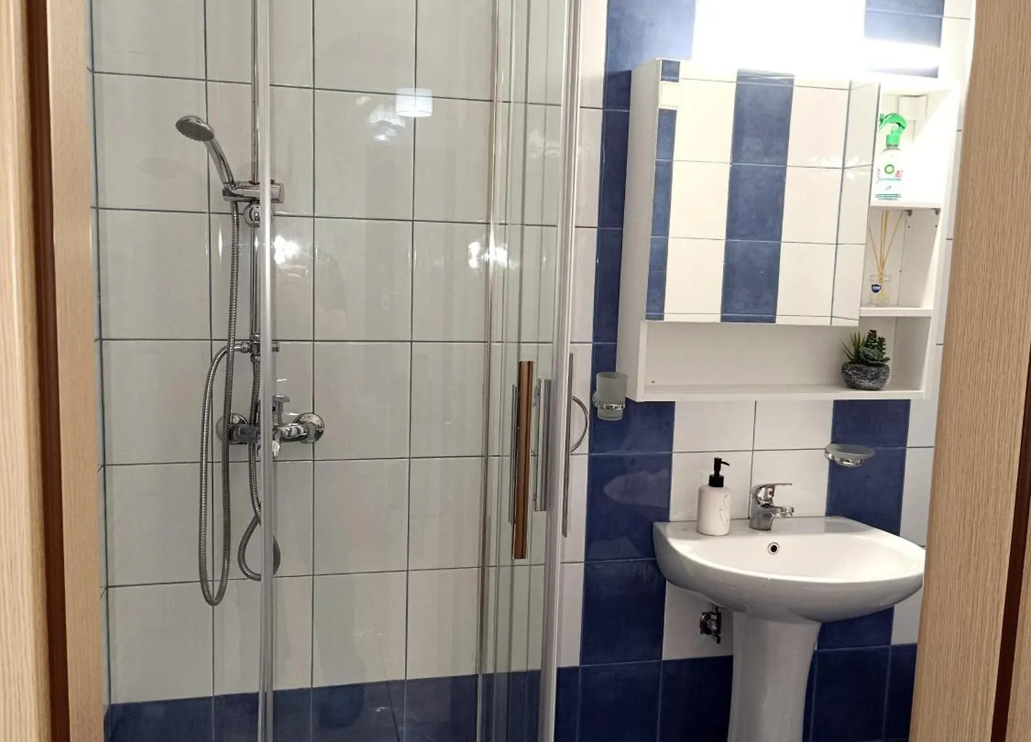 Niovi, Stylish Apartment Near The Waterfront Thessaloniki